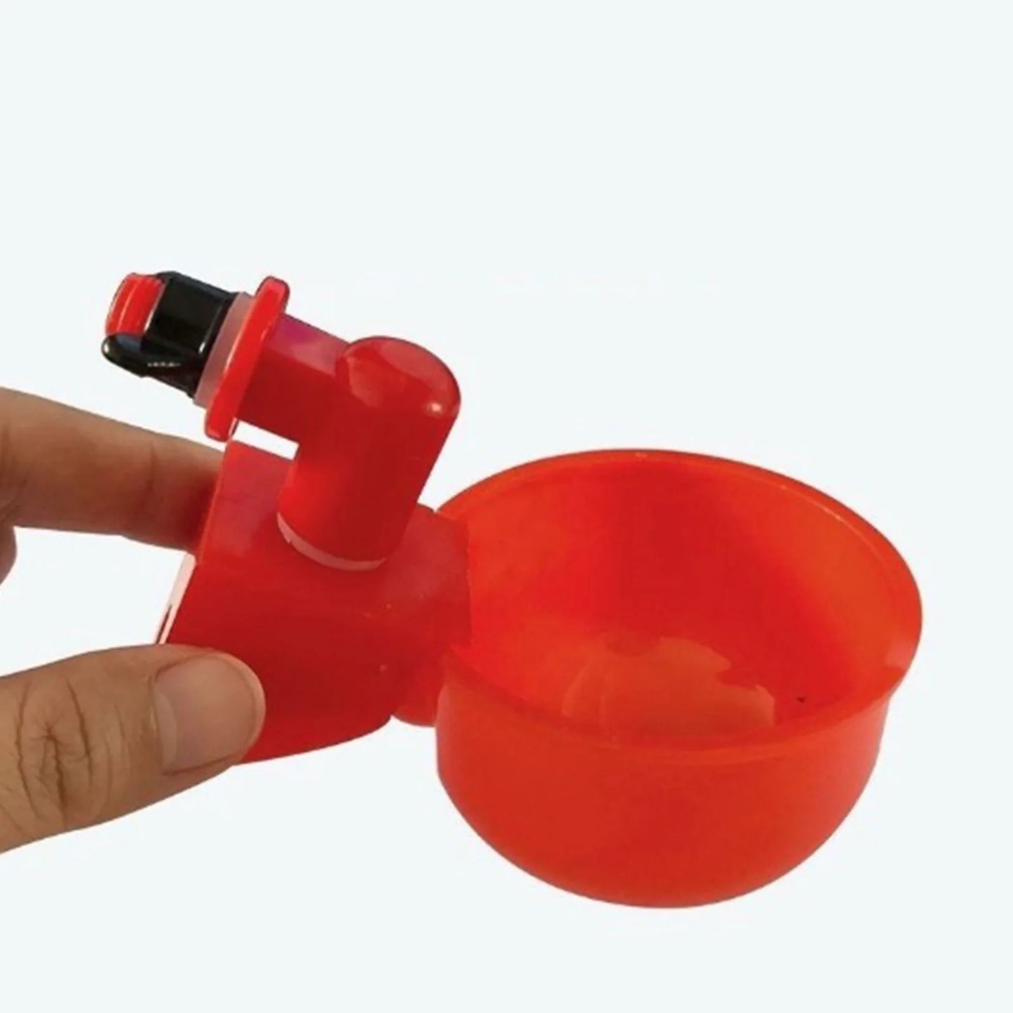 Abastecimento de Água Automatizado para Galinheiros com Detecção de Nível